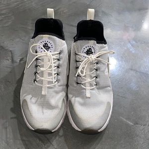 Women’s Nike Air Huarache